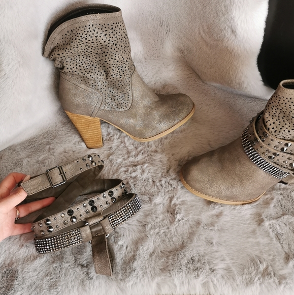 Super Cute Country Chic Boots - Picture 3 of 7